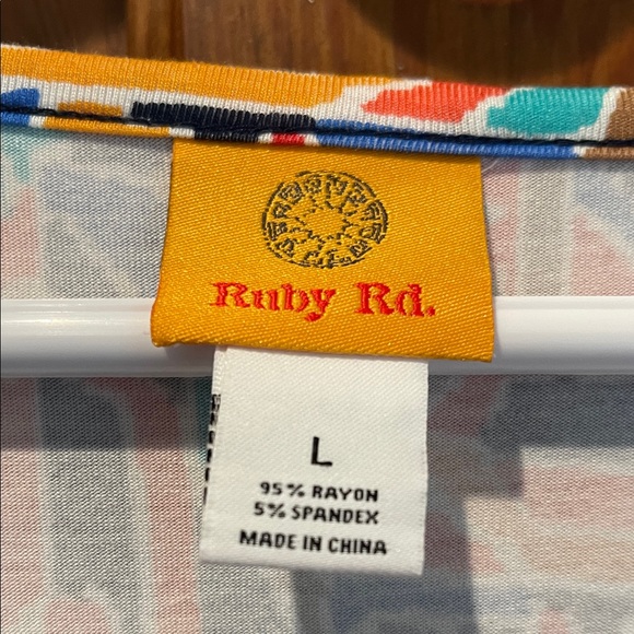 Ruby Rd. Multicolor Geometric Blouse - Picture 2 of 4